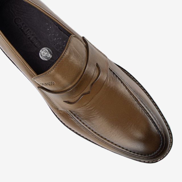 Zapato De Vestir Tan 1VGS003