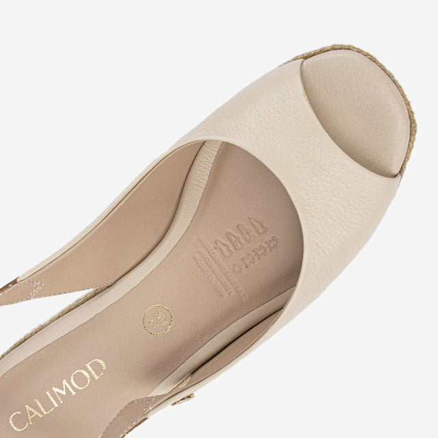 Sandalia Casual Marfil 3CM7001