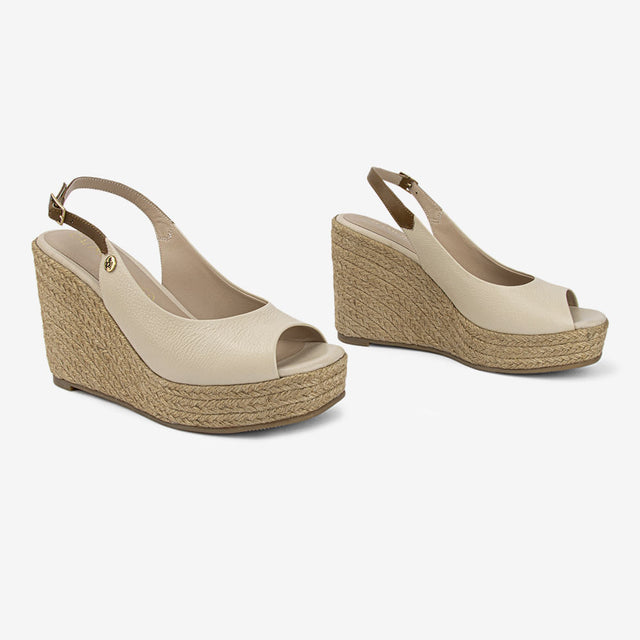Sandalia Casual Marfil 3CM7001