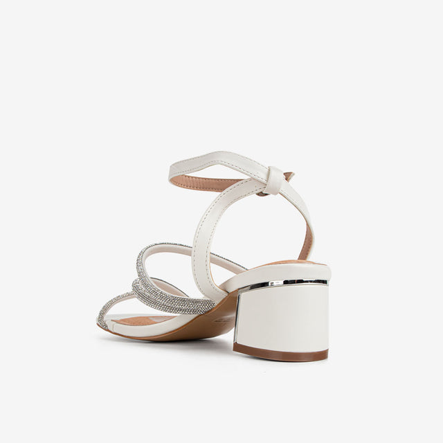 Sandalia Elegante Blanco 7YS038